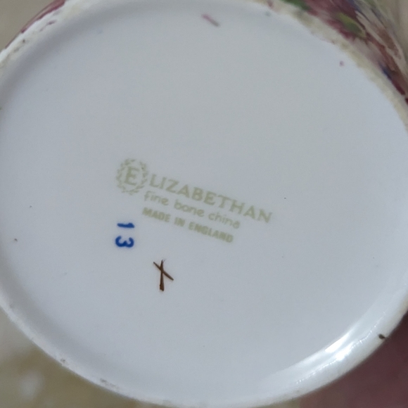 Vintage ENGLAND / Taylor & Kent / Elizabethan Chintz Cup Set of 2 - Picture 3 of 7